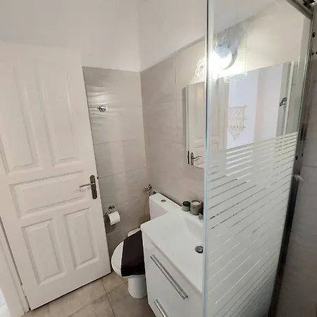 Summer Breeze -tolo Apartment *