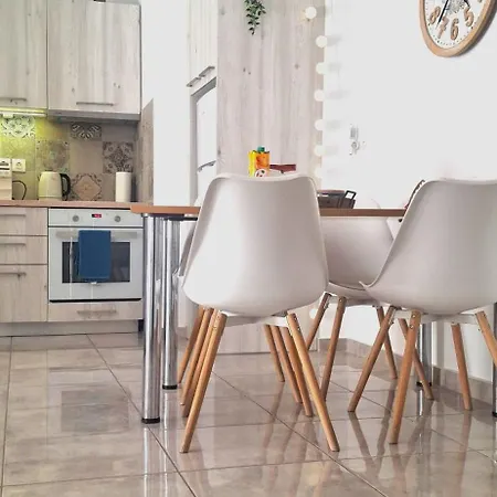 Summer Breeze -tolo Apartamento
